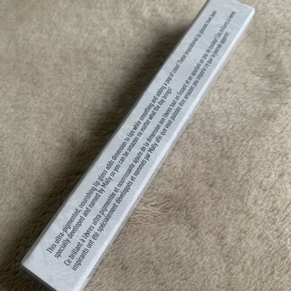 Mally Beauty Intense Color Lipgloss in Werk It BNIB - Picture 8 of 10